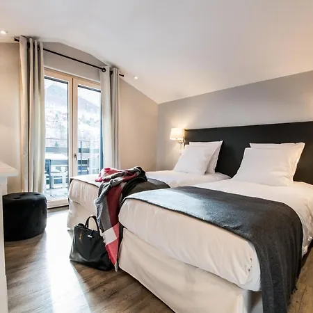 Apartment Residences Alticimes *